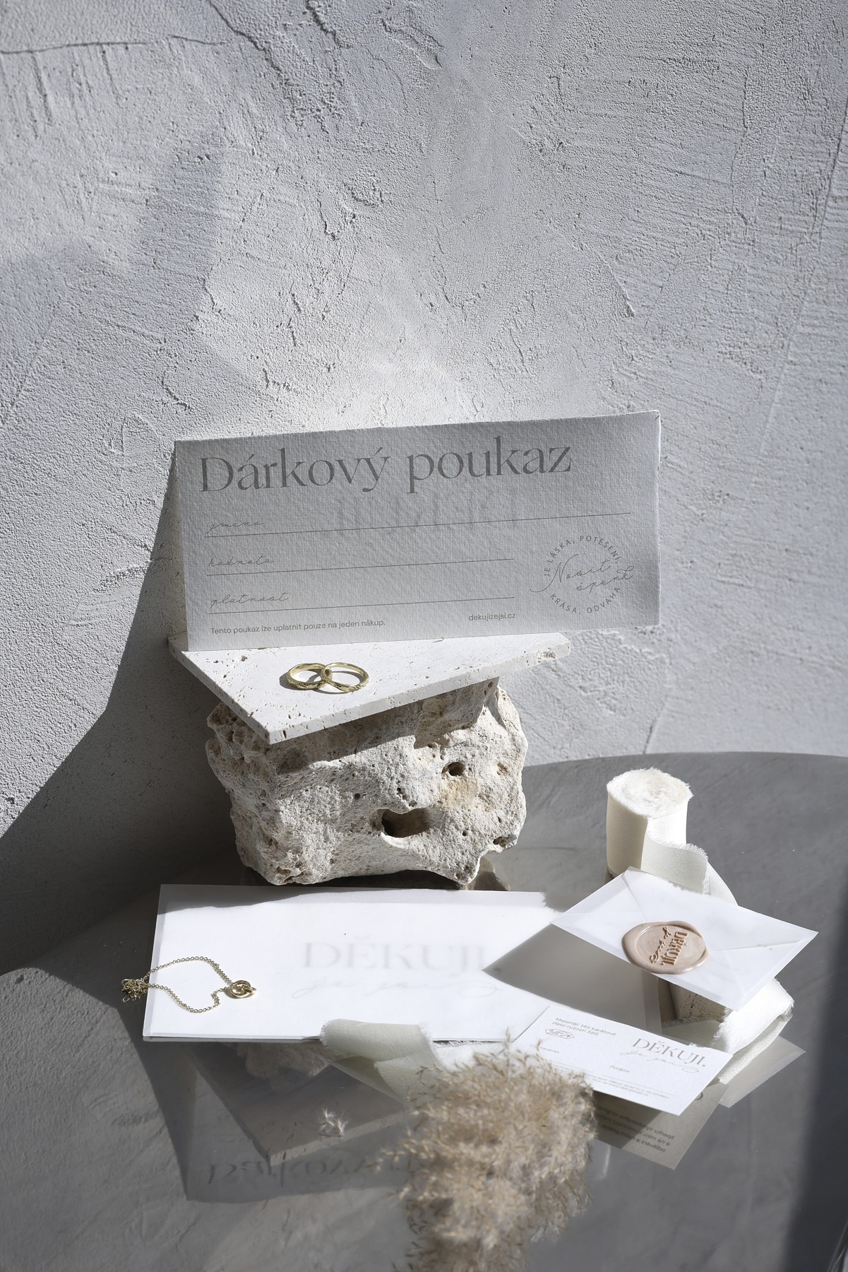 DÁRKOVÉ POUKAZY